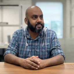 Avinash Tripathi Image