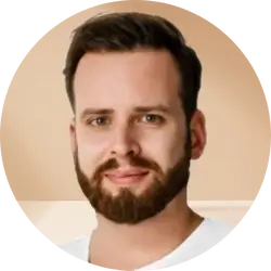 Thomas H. Mang — CMO, Cashy